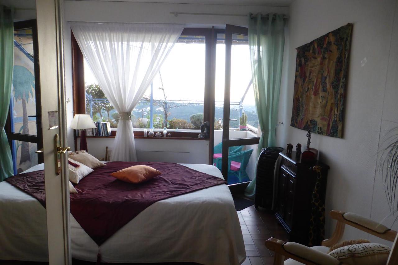 Coeurs de Pirates en Hiver SPA SAUNA TERRASSES ABRITEES JARDIN Vélos B&B Cavalaire-sur-Mer Exterior foto