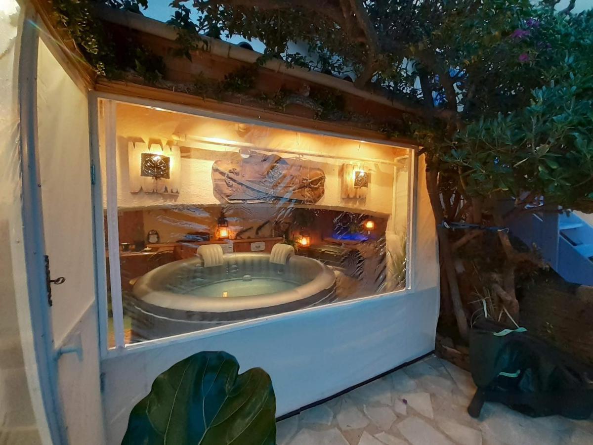 Coeurs de Pirates en Hiver SPA SAUNA TERRASSES ABRITEES JARDIN Vélos B&B Cavalaire-sur-Mer Exterior foto