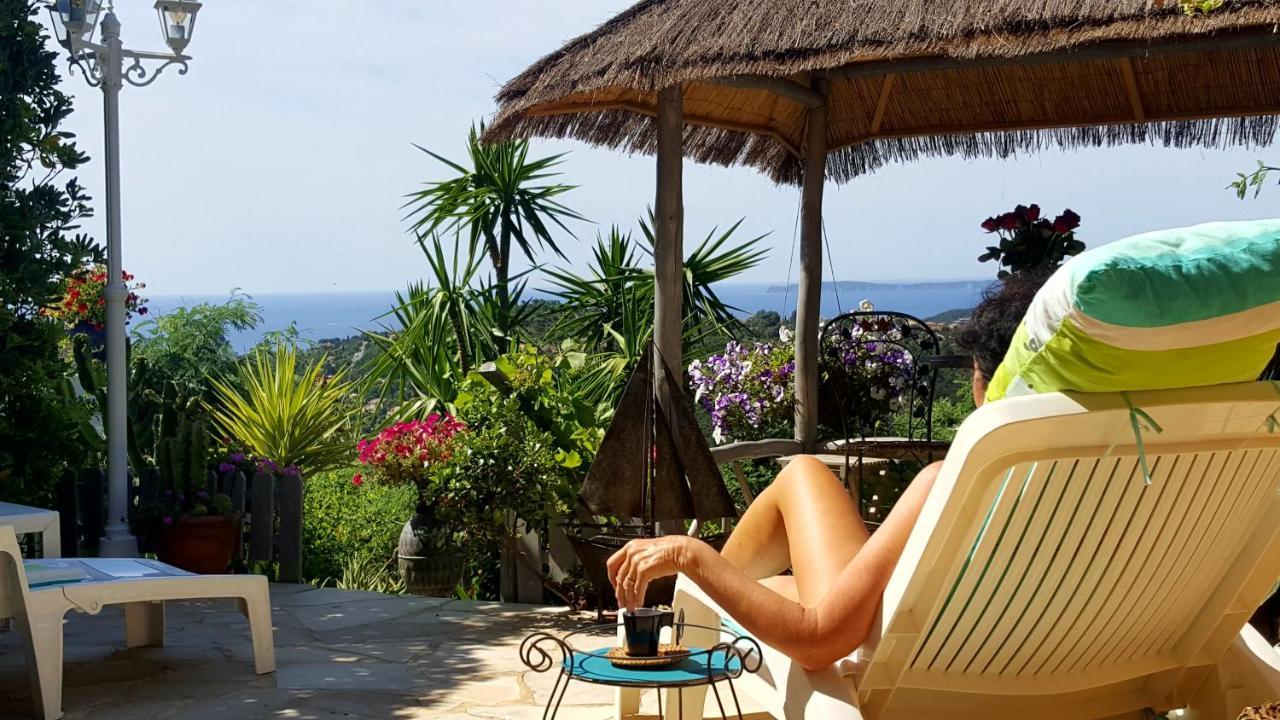 Coeurs de Pirates en Hiver SPA SAUNA TERRASSES ABRITEES JARDIN Vélos B&B Cavalaire-sur-Mer Exterior foto