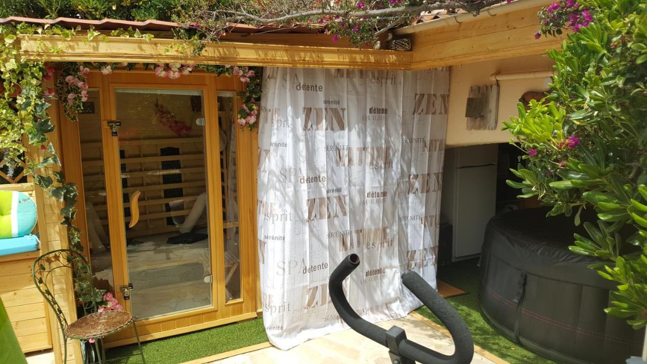 Coeurs de Pirates en Hiver SPA SAUNA TERRASSES ABRITEES JARDIN Vélos B&B Cavalaire-sur-Mer Exterior foto