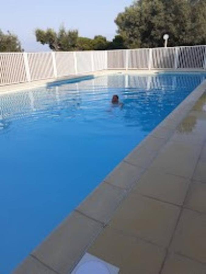 Coeurs de Pirates en Hiver SPA SAUNA TERRASSES ABRITEES JARDIN Vélos B&B Cavalaire-sur-Mer Exterior foto